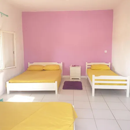 Homestay Manolis *