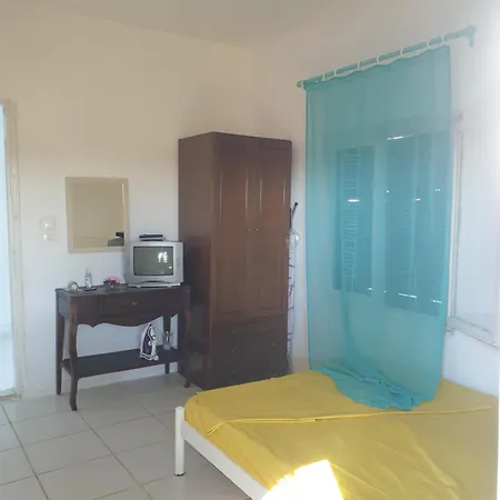 Homestay Manolis *
